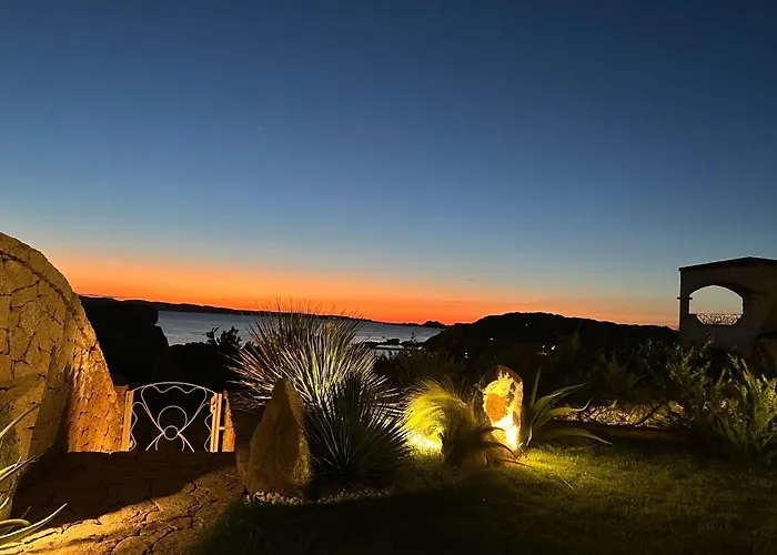 Vakantiehuis Lux House - Sea & Sunset View *